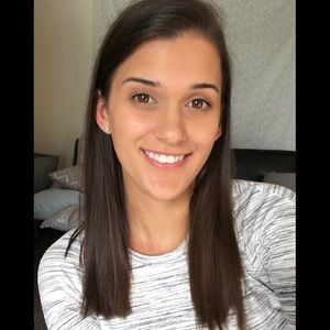 Meet your Posher, Celina